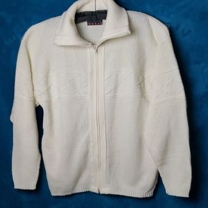 American Priority Mens White Knit Sweater M